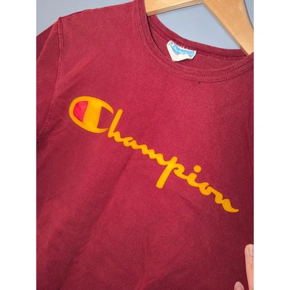 Champion Mens Maroon Burgundy Short Sleeve Script Logo T-Shirt Small - Picture 2 of 5